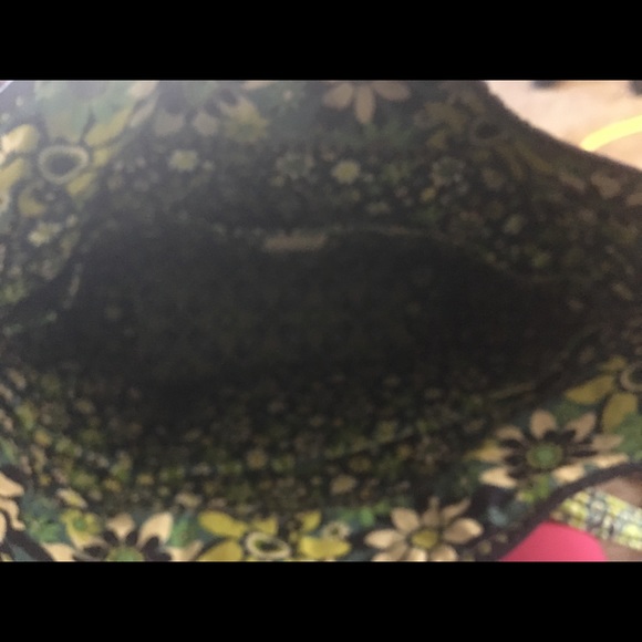Vera Bradley Tote - Picture 3 of 4